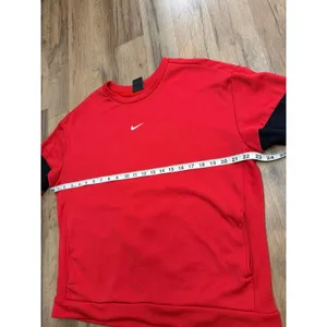 Nike Red Crewneck Sweatshirt Women Medium‎ Athletic Pullover Logo thumbnail 9