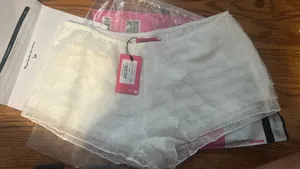 Edikted Shorts Ruffle thumbnail 1