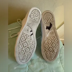 Converse Classic White High-Tops Women’s size 8.5 thumbnail 12