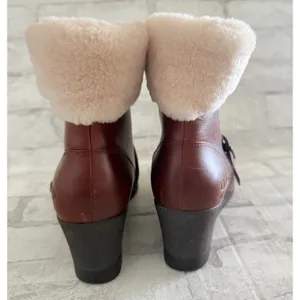 UGG Janney Wedge Boots Sheepskin Waterproof Leather Lace Up Warm Lined Sz 7 thumbnail 8