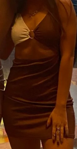 Dress thumbnail 2