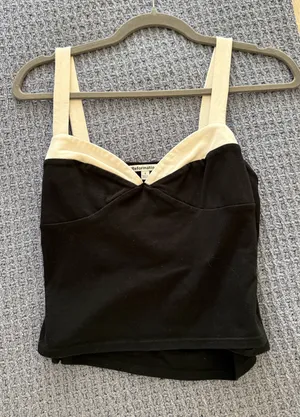 Reformation top  thumbnail 1
