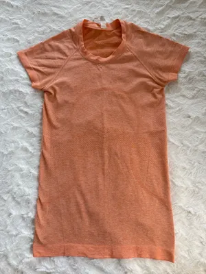 Lululemon Swiftly Tech Short Sleeve thumbnail 1