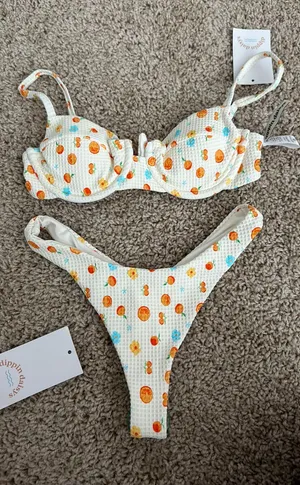 Dippin' Daisy's Bikini Set thumbnail 1
