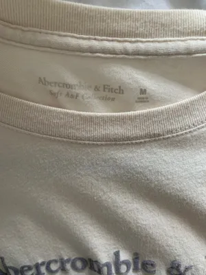 Abercrombie T-shirt thumbnail 4