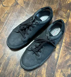 UGG luxe minimalist size 8 black lace up sneakers thumbnail 1