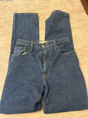 abercrombie & fitch 90s strsight ultra high rise jeans size 26/2 thumbnail 2