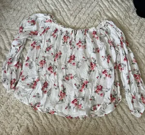 Abercrombie & Fitch White Off-Shoulder Blouse with Pink Floral Print thumbnail 1