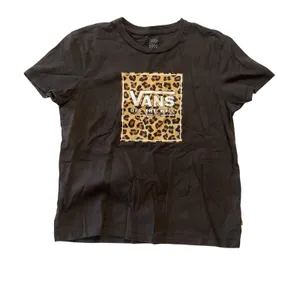 Vans Leopard Logo Tee thumbnail 2