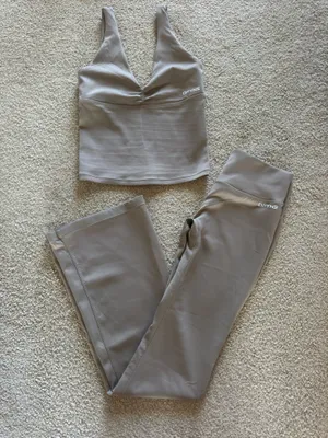 Dfyne Hannah Pearson Set  thumbnail 1