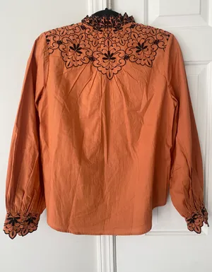 Anthropologie Scalloped Embroidered Buttondown Shirt, Size 8 thumbnail 10