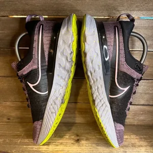 Womens Nike React Infinity Flyknit 2 Black Athletic Shoes Sneakers Size 10 M GUC thumbnail 3