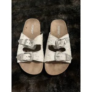 Roper Women's Desiree footbed sandals white and silver hair-on-hide Shoe 6 thumbnail 3