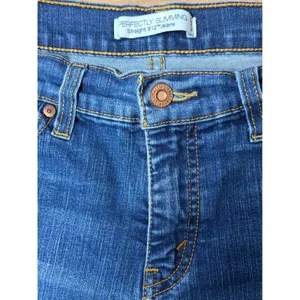 Levis 512 Perfectly Slimming Straight Leg Jeans Medium Wash Blue Denim W30 L30 thumbnail 3