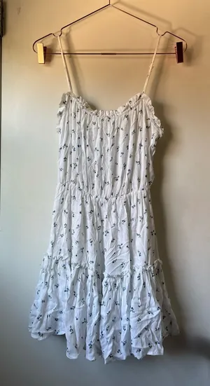 LA Hearts PacSun Dress White Floral thumbnail 1