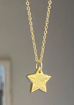 Handmade grunge y2k star swirl fully gold stainless steel chain necklace💫🌀 thumbnail 2
