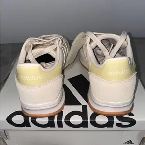 Adidas RUN 70s 2.0 Wonder White Powder Yellow Warm thumbnail 7