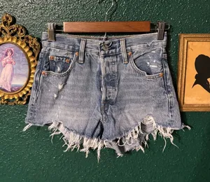 Levi's Blue Denim 501’s Shorts Sz 23 thumbnail 1