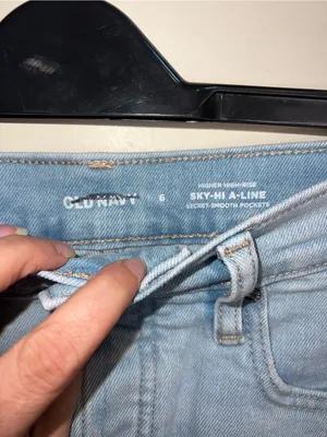 Old Navy Light Blue Denim Cutoff Shorts size 6 thumbnail 2