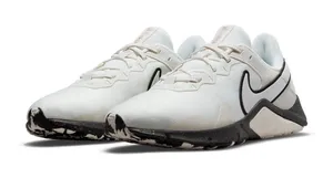 Nike Legend Essential Training Sneaker thumbnail 1