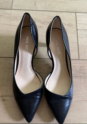 Nine West Black Heels thumbnail 1