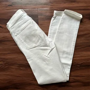 J Crew White Skinny Jeans thumbnail 1