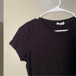 Bozzolo Women's Size Large Ribbed Crop Top T-Shirt Black Crewneck Short Sleeve thumbnail 7