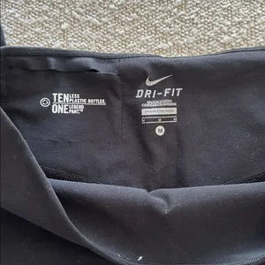 Nike Dri Fit One Legend Leggings thumbnail 3