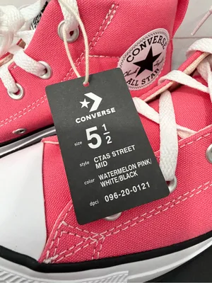 Converse Chuck Taylor All Star Unisex 5.5 M/ 7.5W Lace-Up High-Top Sneakers NIB thumbnail 8