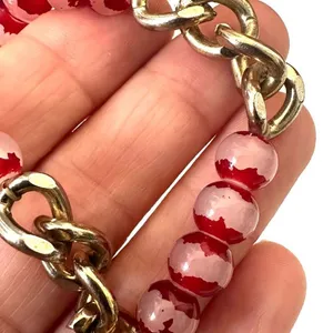 Gold tone red design stretchy beaded bracelet thumbnail 3