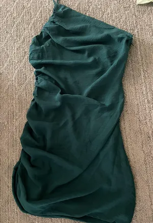 Dress thumbnail 1