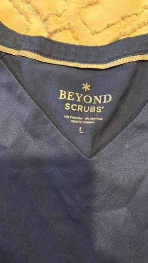 Scrubs and beyond top Blue Size L thumbnail 2