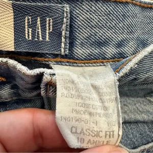 Gap Classic Vintage Hand Done Cut Off Distressed Jean Shorts thumbnail 5