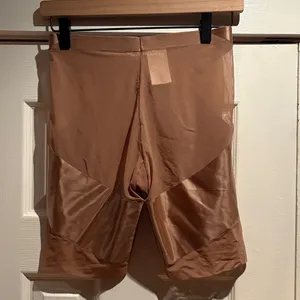 Spanx Brown Shapewear Shorts Size Small‎ NWOT thumbnail 2