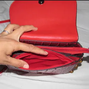 Red Croc thumbnail 7