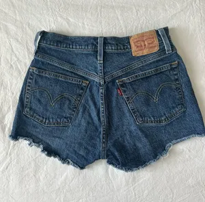 Levi’s 501 Shorts thumbnail 2