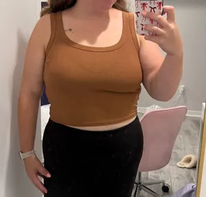 Brown Square-Neck Cropped Tank Top thumbnail 1