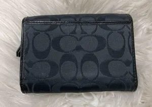 Vintage Coach Black Small Bifold Wallet signature logo thumbnail 2