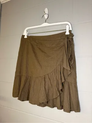 Free People Ruffle My Feathers Linen Blend Wrap Mini Skirt Women’s Size 8 thumbnail 3