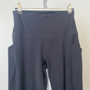 Lululemon Size 6 Black Fast and Free High-Rise Tight 25" Pockets Leggings thumbnail 2