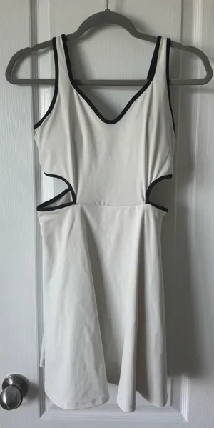 Old Navy Dress Active thumbnail 1