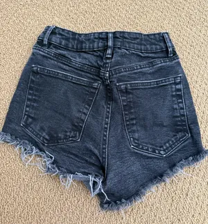 Black Shorts ZARA Denim High-Rise thumbnail 2