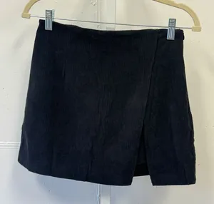 NWT Boutique COCCKO‎ Black Corduroy Wrap Mini Skort Medium Side Slit Academia thumbnail 1