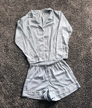 Auden Light Blue Striped Satin Pajama Top thumbnail 2