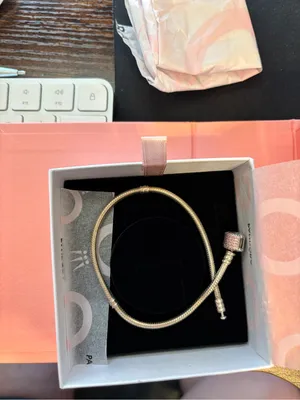 Stunning PANDORA Pink Pavé Barrel Clasp Bracelet - Includes Original Box! thumbnail 2