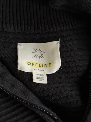 Black Aerie Quarter-Zip OFFLINE thumbnail 3