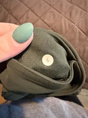 Lululemon Crop Leggings thumbnail 4