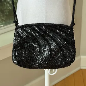 Vintage 70s LaRegale Hand Made Black Beaded Sequin Formal Dressy Going Out Purse thumbnail 8