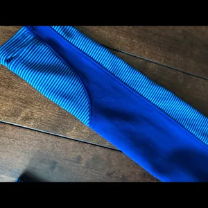 Athleta Top Long Sleeve‎ Top XXS thumbnail 4