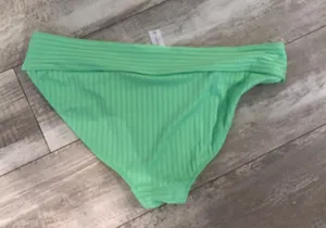 Gorgeous Mint Green Juniors Bikini 👙 Size XL thumbnail 6